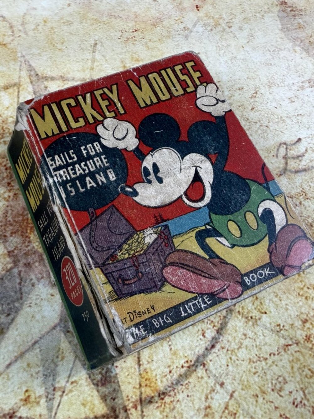 Walt Disney's Mickey Mouse Sails for Treasure Island - Big Little Book #750 1933 - Picture 2 of 14